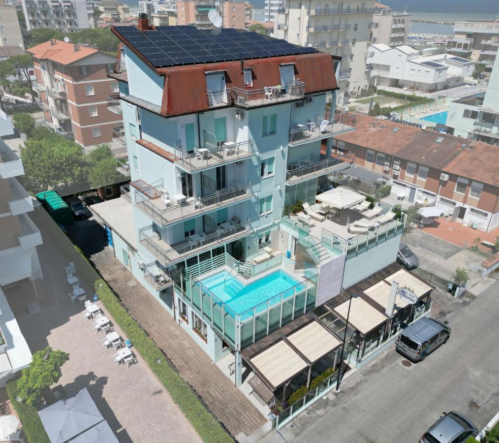 Hotel Bahamas Lido Di Savio Esterno foto