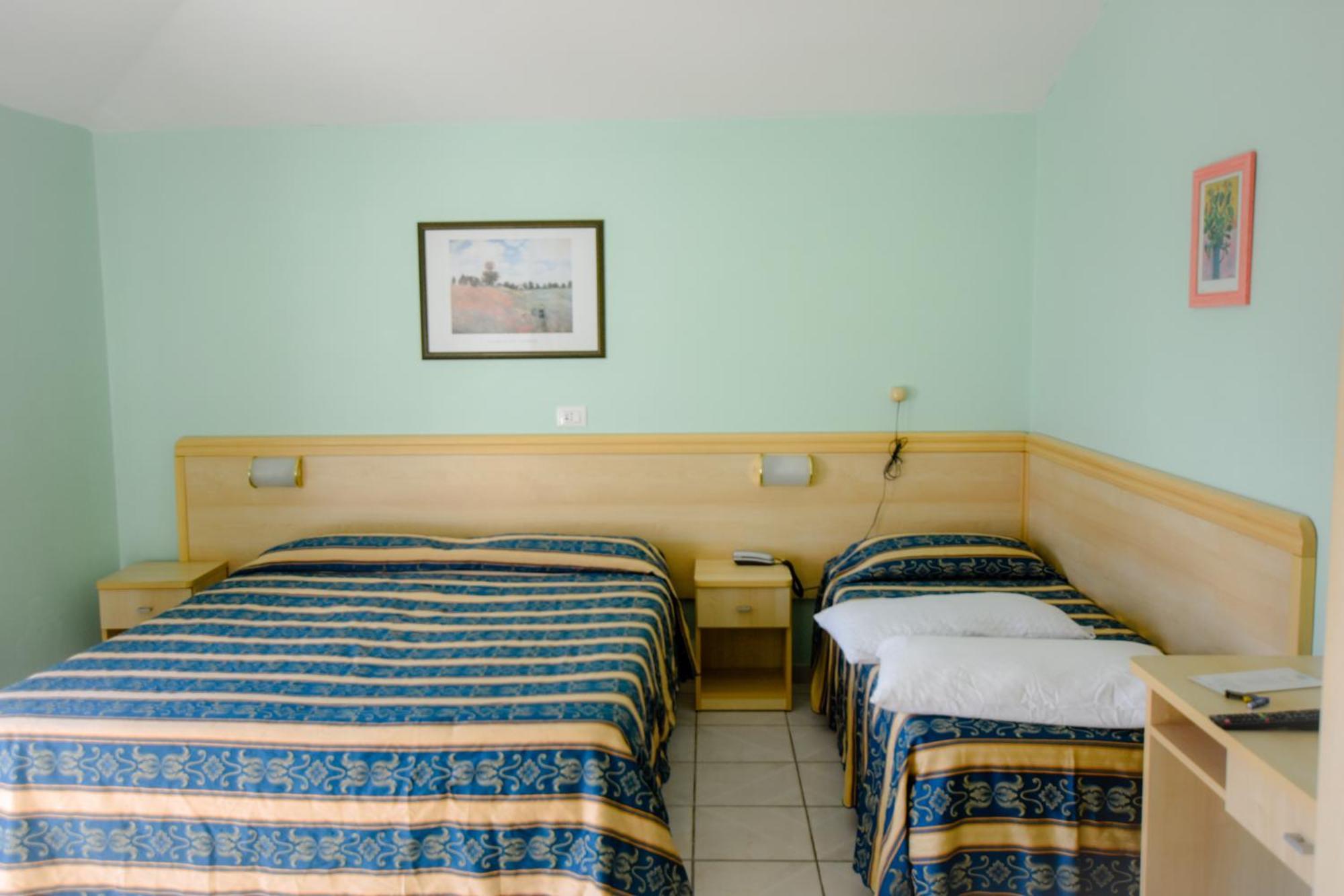 Hotel Bahamas Lido Di Savio Esterno foto