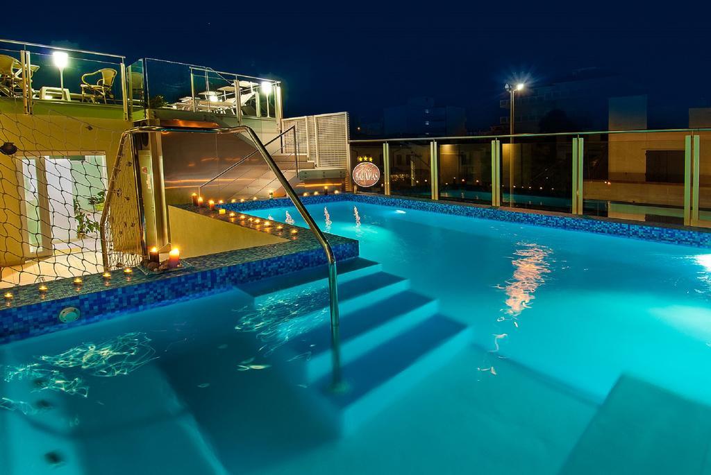 Hotel Bahamas Lido Di Savio Esterno foto